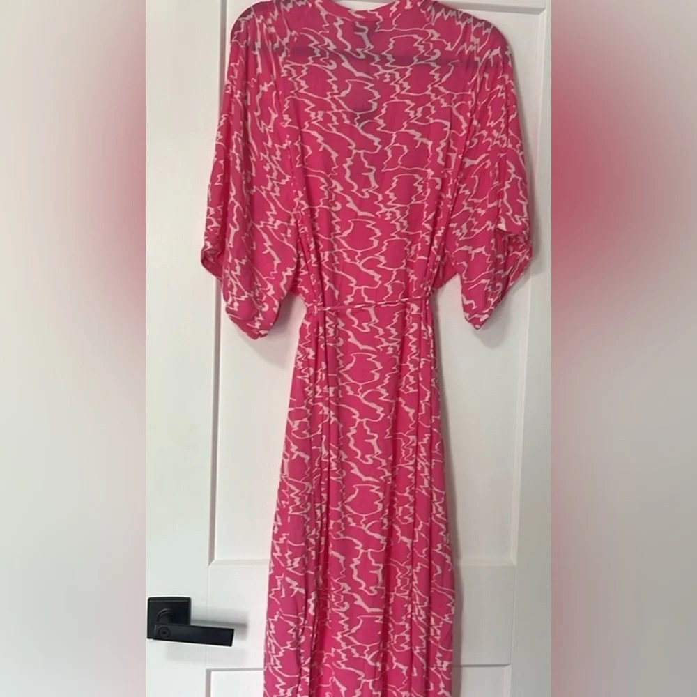 NWT $220 ZILCH Amsterdam Vibrant Pink Rayon Midi Dress - Picture 4 of 6